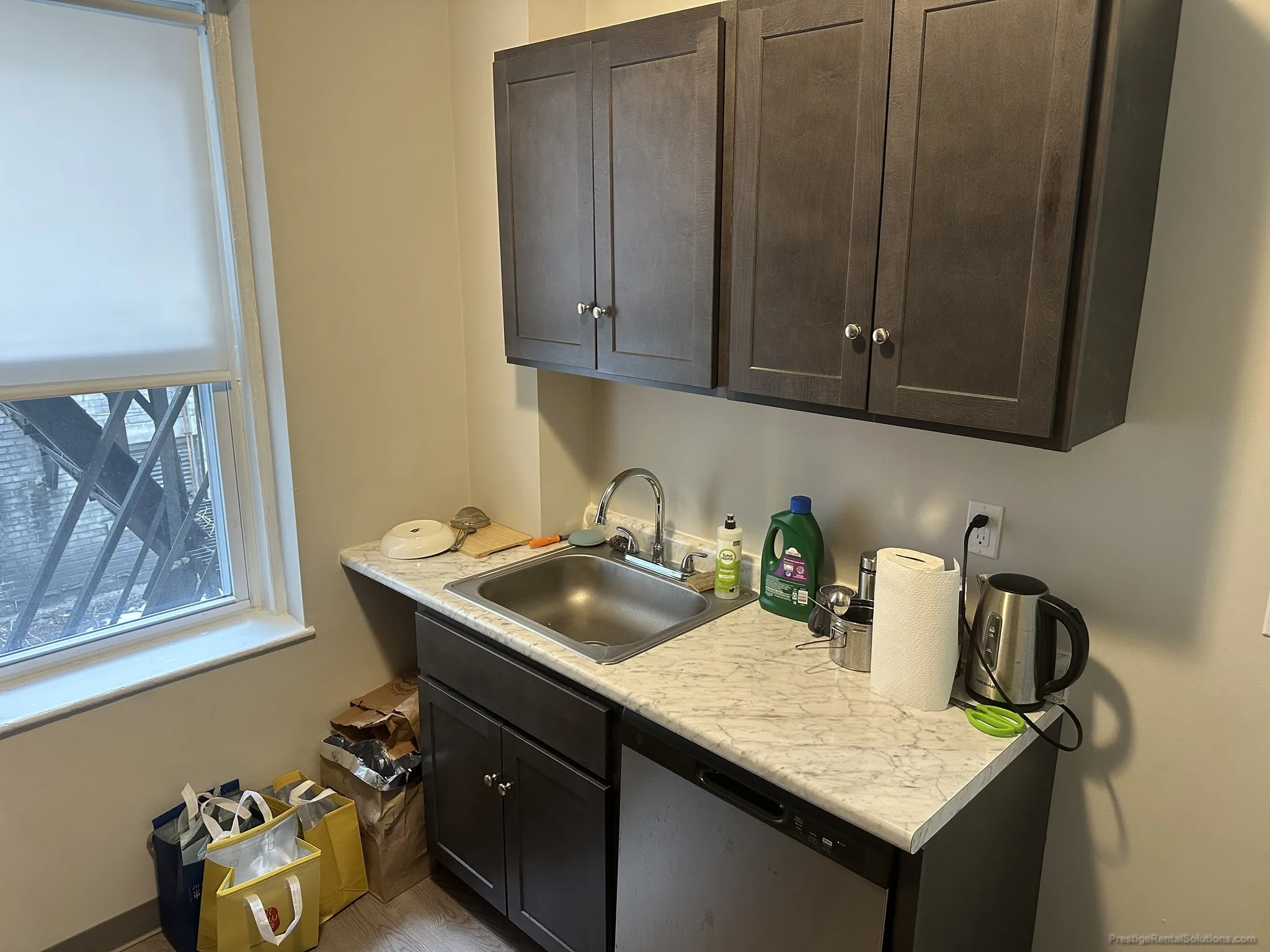 Studio bed, 1 bath apartment for rent at 99 Gordon St Unit 2, Brighton — photo 2 of 12