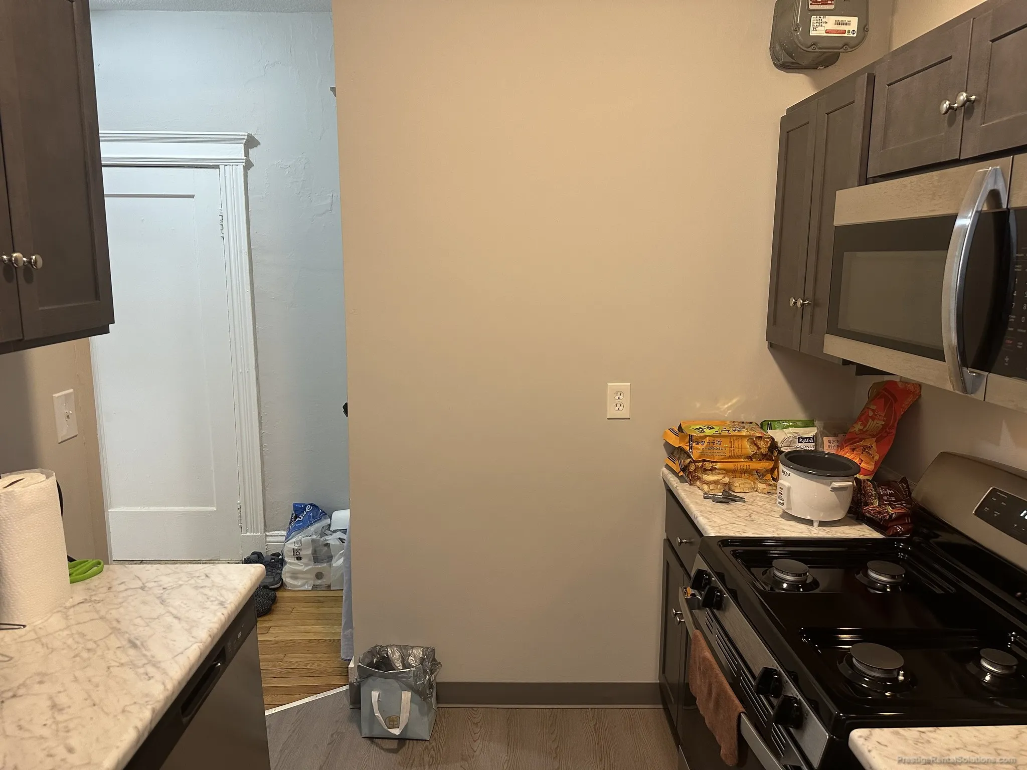 Studio bed, 1 bath apartment for rent at 99 Gordon St Unit 2, Brighton — photo 3 of 12