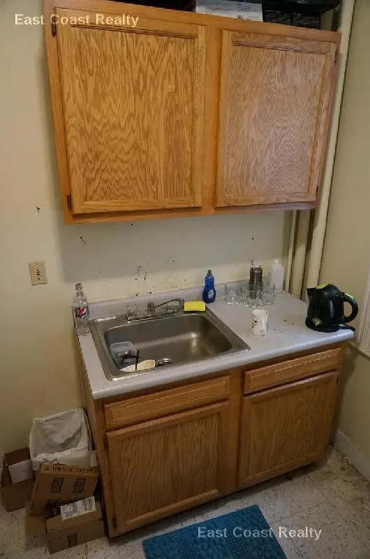 Studio bed, 1 bath apartment for rent at 99 Gordon St Unit 5, Brighton — photo 6 of 11