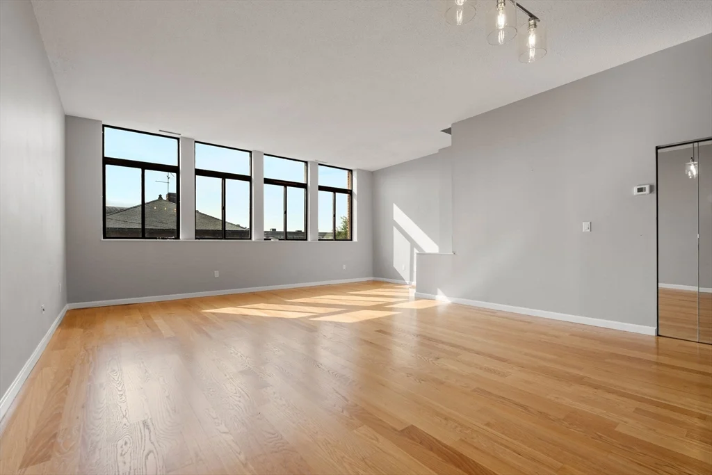 2 bed, 1.5 bath apartment for rent at 99 Gove St Unit 11-, East Boston — photo 3 of 21