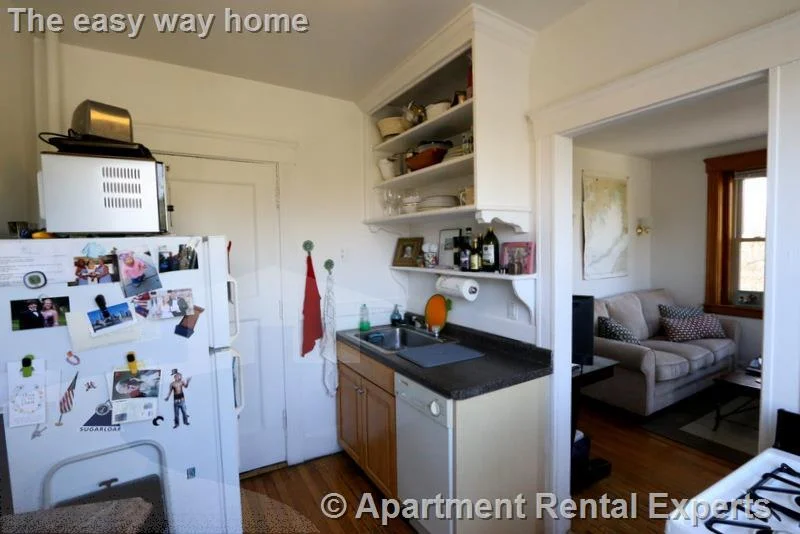 1 bed, 1 bath apartment for rent at 99 Hancock St Unit 10, Central Square — photo 9 of 15