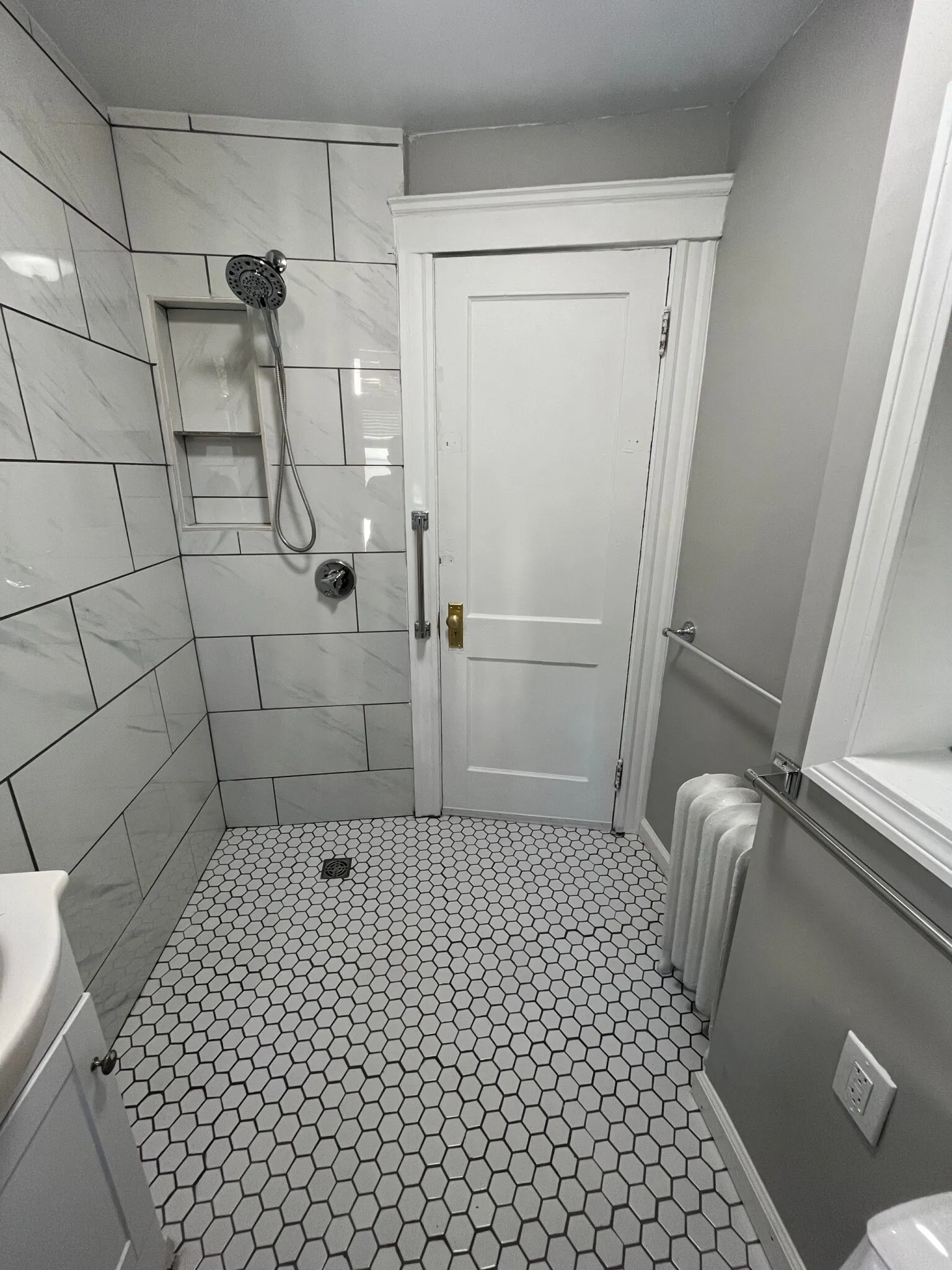 1 bed, 1 bath apartment for rent at 99 Hancock St Unit 2W, Mid Cambridge — photo 2 of 8