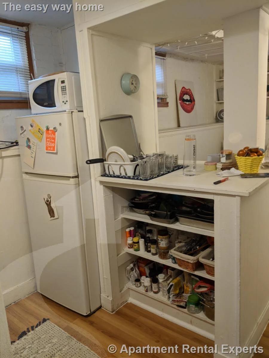Studio bed, 1 bath apartment for rent at 99 Hancock St Unit B2, Central Square — photo 4 of 6