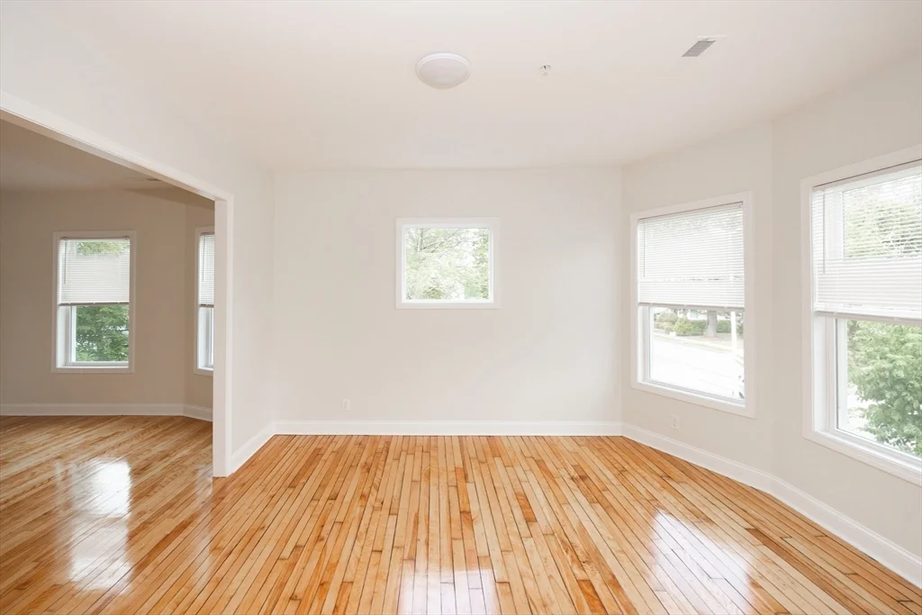 3 bed, 1 bath apartment for rent at 99 June St Unit 2, Worcester — photo 17 of 17