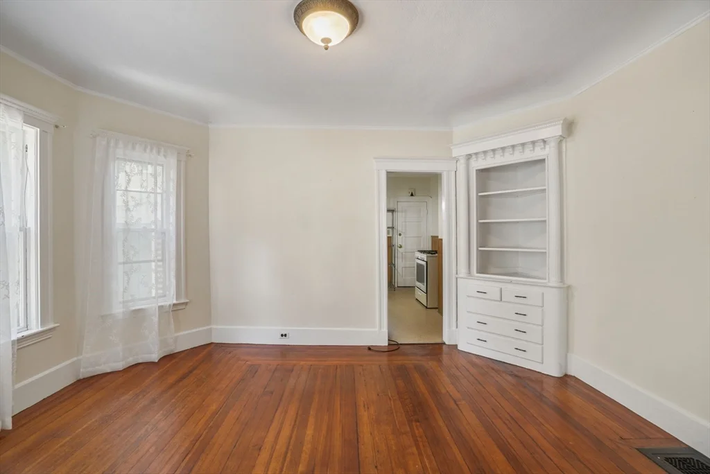 3 bed, 1 bath apartment for rent at 99 Kidder Ave Unit 1, Somerville — photo 9 of 21