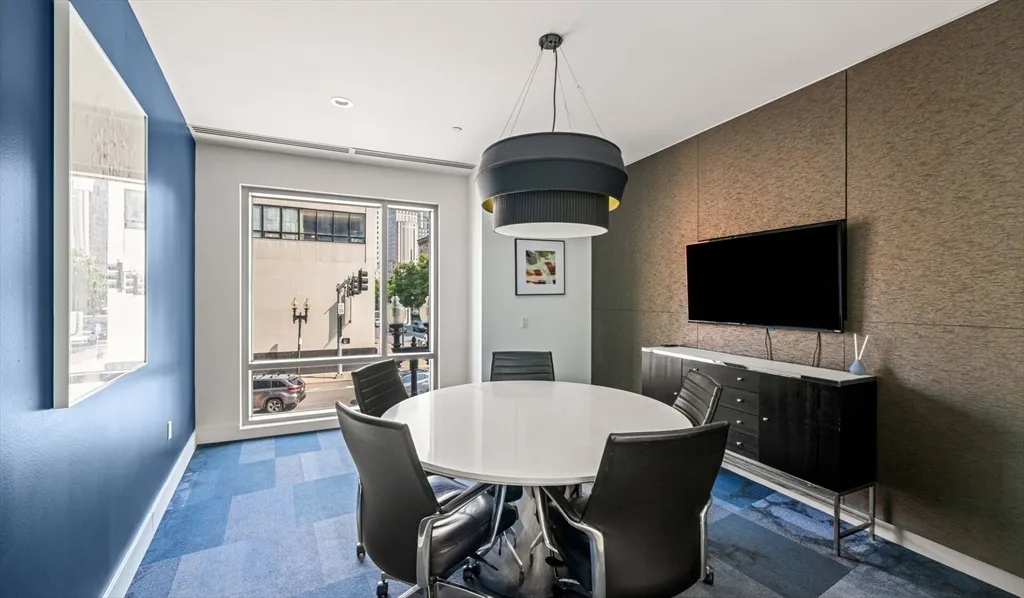 1 bed, 1 bath apartment for rent at 99 Kneeland St Unit 1014, Chinatown — photo 9 of 16