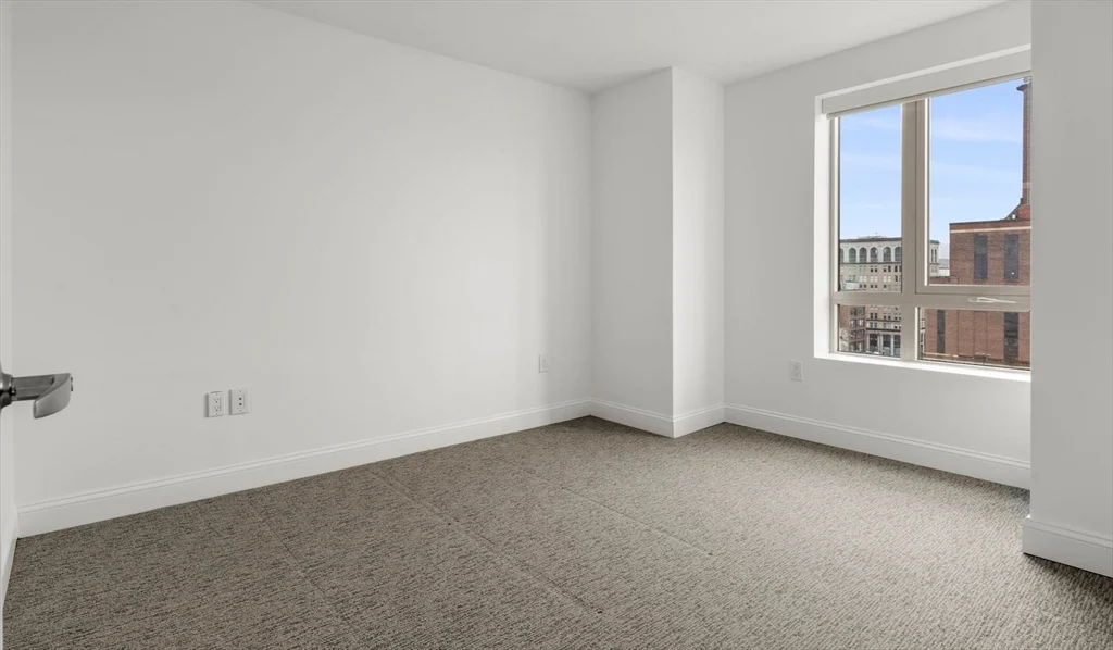 1 bed, 1 bath apartment for rent at 99 Kneeland St Unit 1205, Chinatown — photo 5 of 15