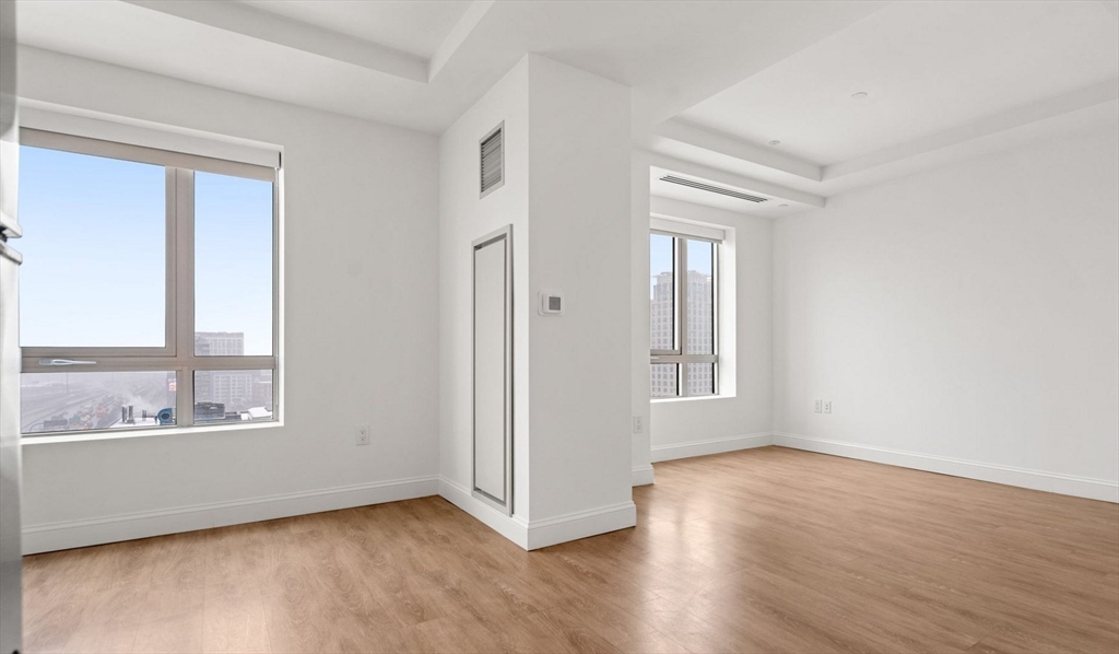 Studio bed, 1 bath apartment for rent at 99 Kneeland St Unit 1610, Chinatown — photo 4 of 15