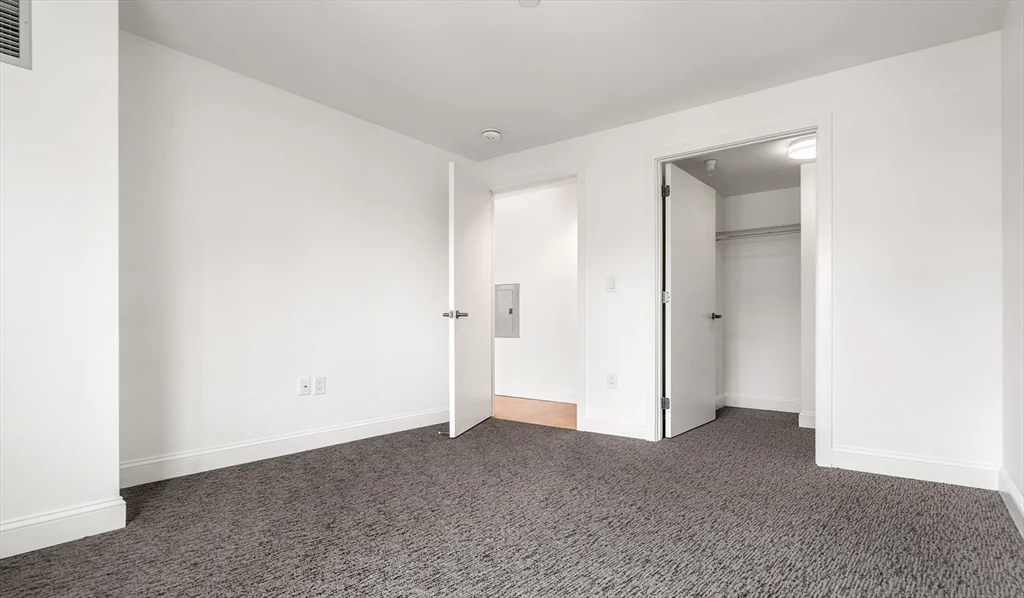 1 bed, 1 bath apartment for rent at 99 Kneeland St Unit 1902, Chinatown — photo 4 of 14