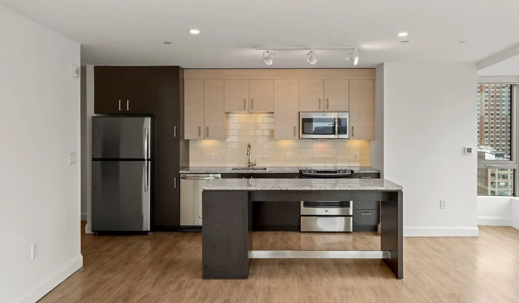 2 bed, 2 bath apartment for rent at 99 Kneeland St Unit 1908, Chinatown — photo 1 of 12