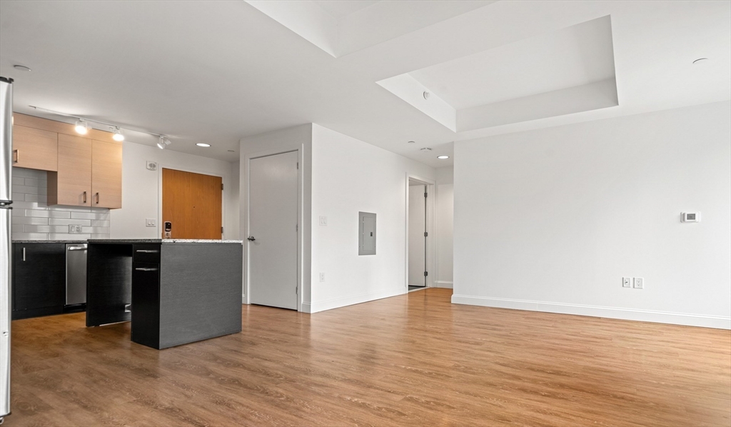 1 bed, 1 bath apartment for rent at 99 Kneeland St Unit 2002, Leather District — photo 6 of 14