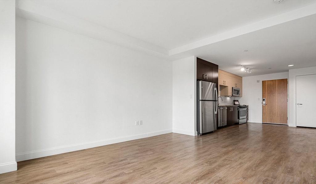 1 bed, 1 bath apartment for rent at 99 Kneeland St Unit 2004, Chinatown — photo 1 of 13