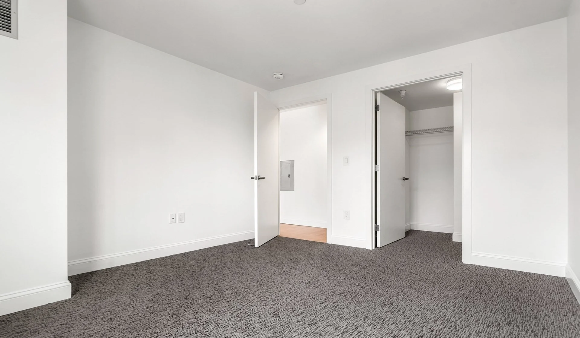 1 bed, 1 bath apartment for rent at 99 Kneeland St Unit 2102, Chinatown — photo 7 of 17