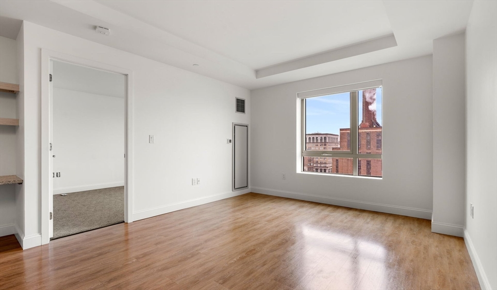 1 bed, 1 bath apartment for rent at 99 Kneeland St Unit 2105, Chinatown — photo 1 of 14