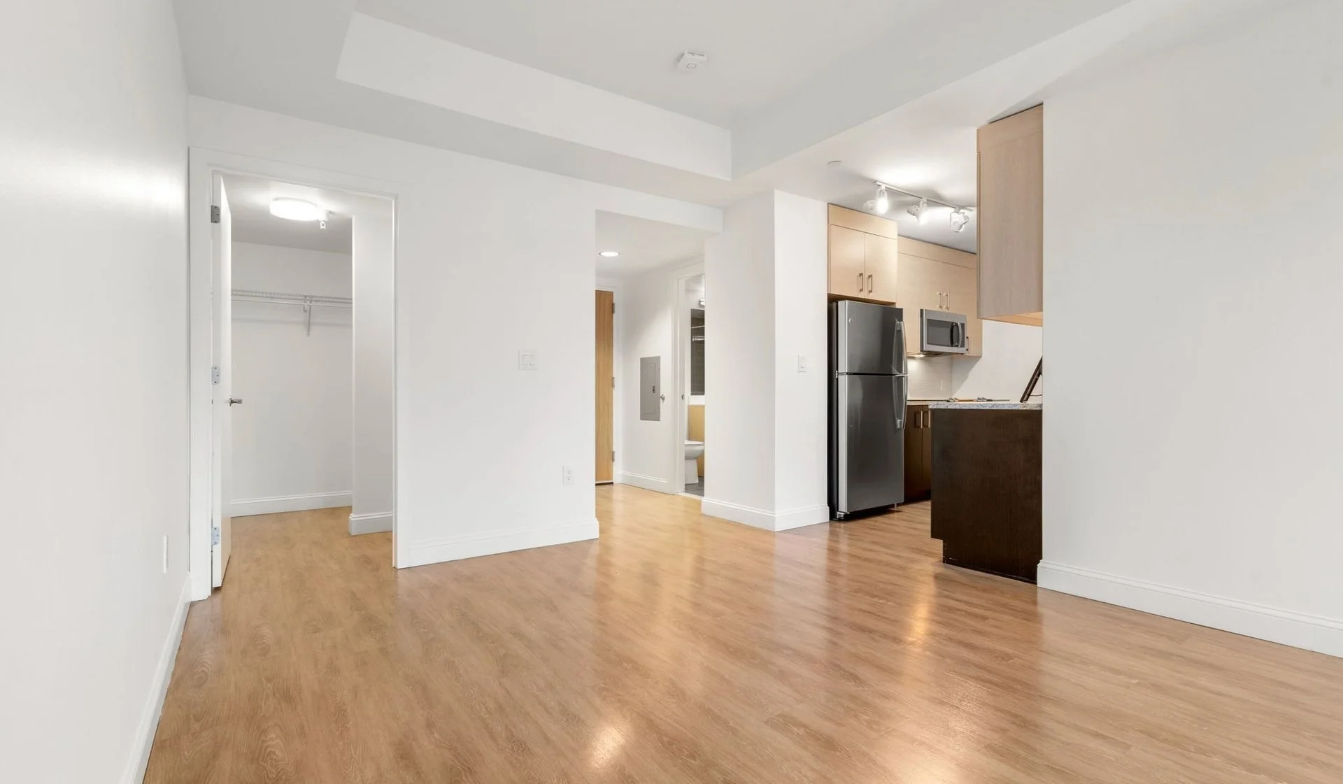 Studio bed, 1 bath apartment for rent at 99 Kneeland St Unit 511, Chinatown — photo 9 of 16