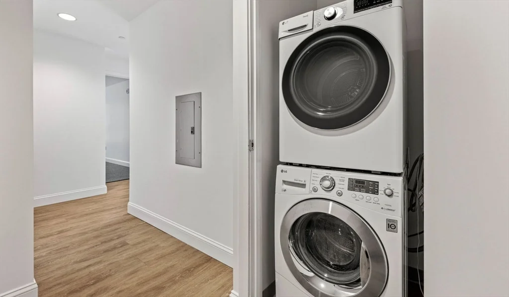 2 bed, 2 bath apartment for rent at 99 Kneeland St Unit 703, Chinatown — photo 7 of 13
