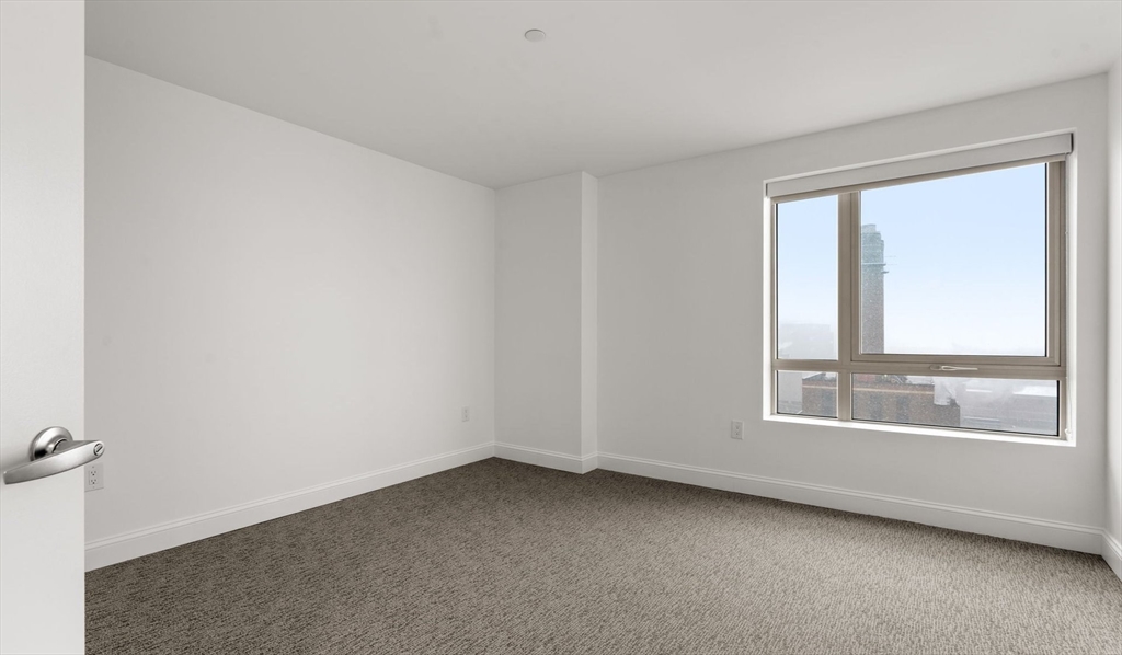 1 bed, 1 bath apartment for rent at 99 Kneeland St Unit 807, Chinatown — photo 2 of 11