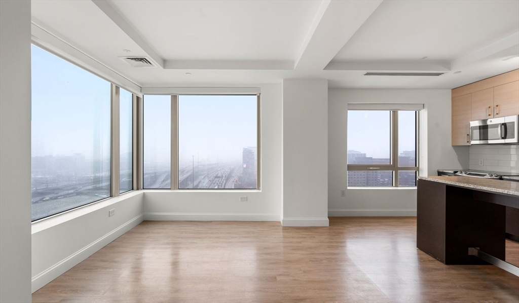 1 bed, 1 bath apartment for rent at 99 Kneeland St Unit 904, Chinatown — photo 1 of 14