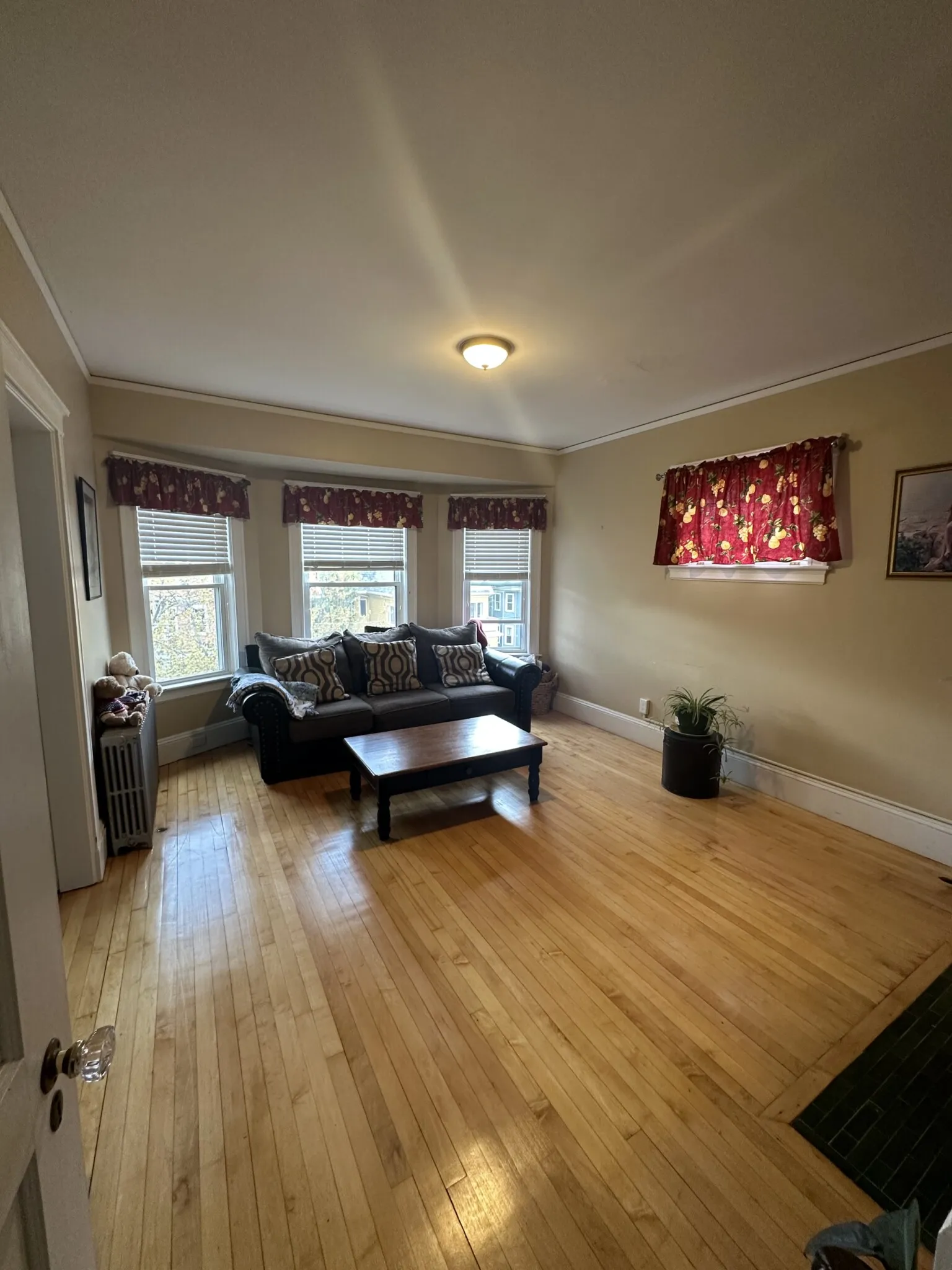 2 bed, 1 bath apartment for rent at 99 Lexington Ave Unit 3, West Cambridge — photo 10 of 18