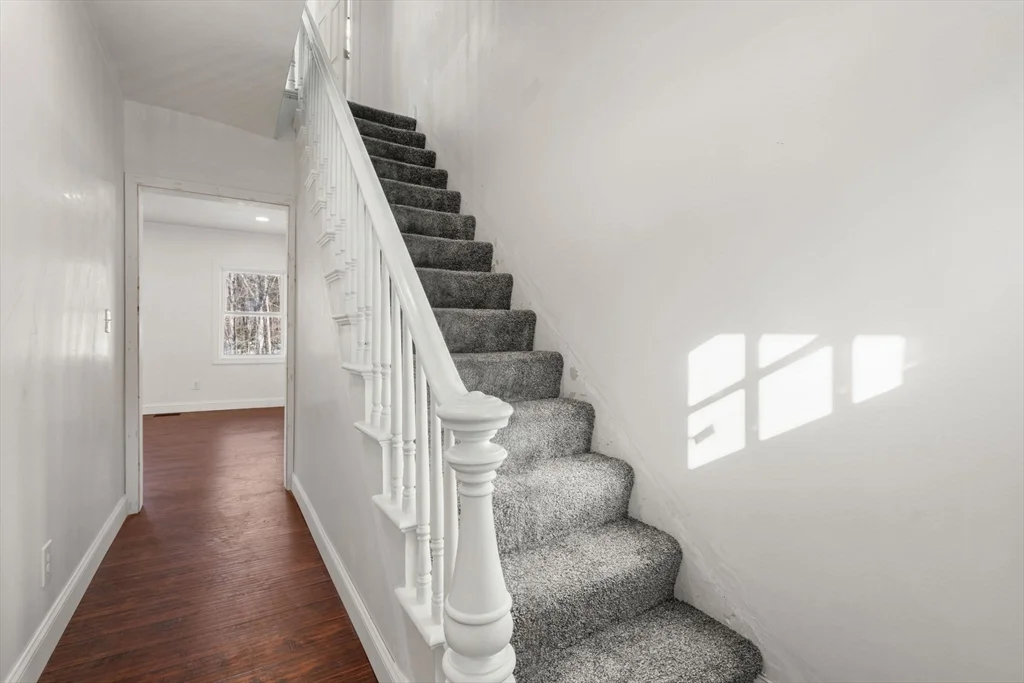 3 bed, 1 bath apartment for rent at 99 Main St Unit A, Upton — photo 11 of 21