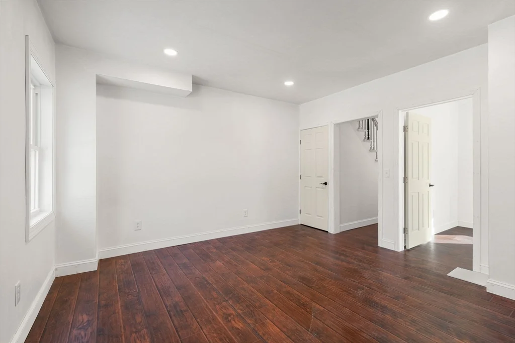 3 bed, 1 bath apartment for rent at 99 Main St Unit A, Upton — photo 9 of 21