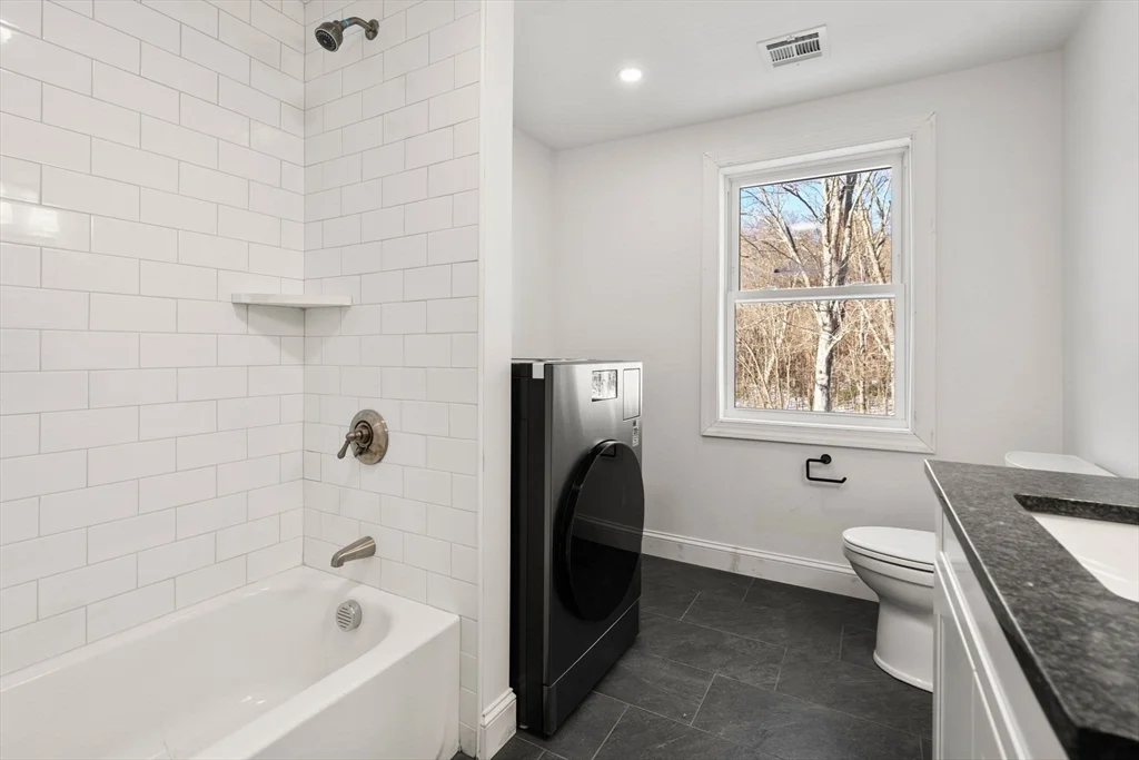 3 bed, 1 bath apartment for rent at 99 Main St Unit A, Upton — photo 17 of 21