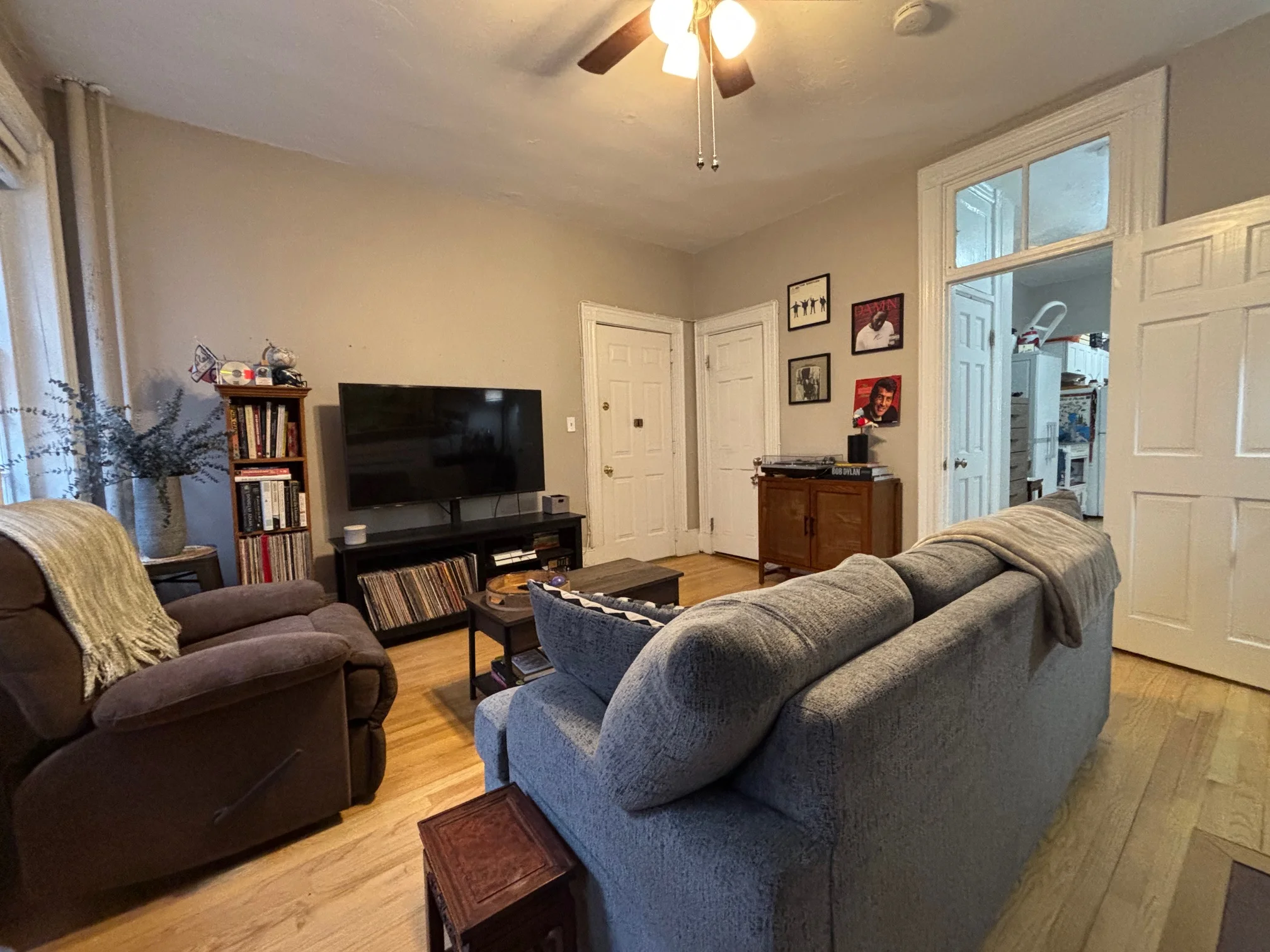 1 bed, 1 bath apartment for rent at 99 Myrtle St Unit 1, Beacon Hill — photo 3 of 11