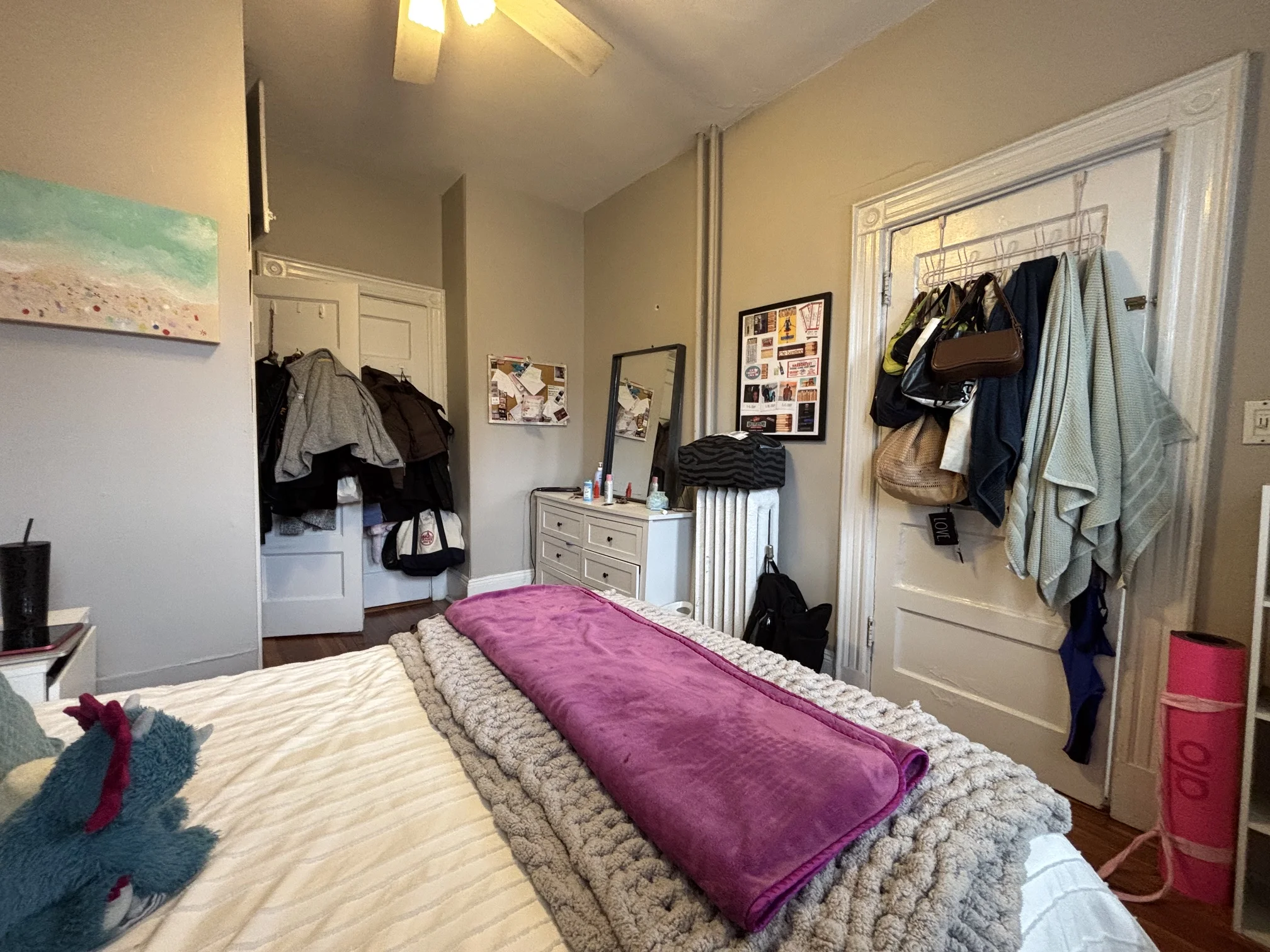 3 bed, 1 bath apartment for rent at 99 Myrtle St Unit 6, Beacon Hill — photo 5 of 15