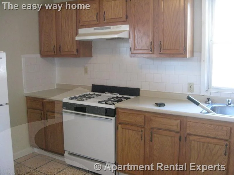 2 bed, 1 bath apartment for rent at 99 Norfolk St Unit 2, Central Square