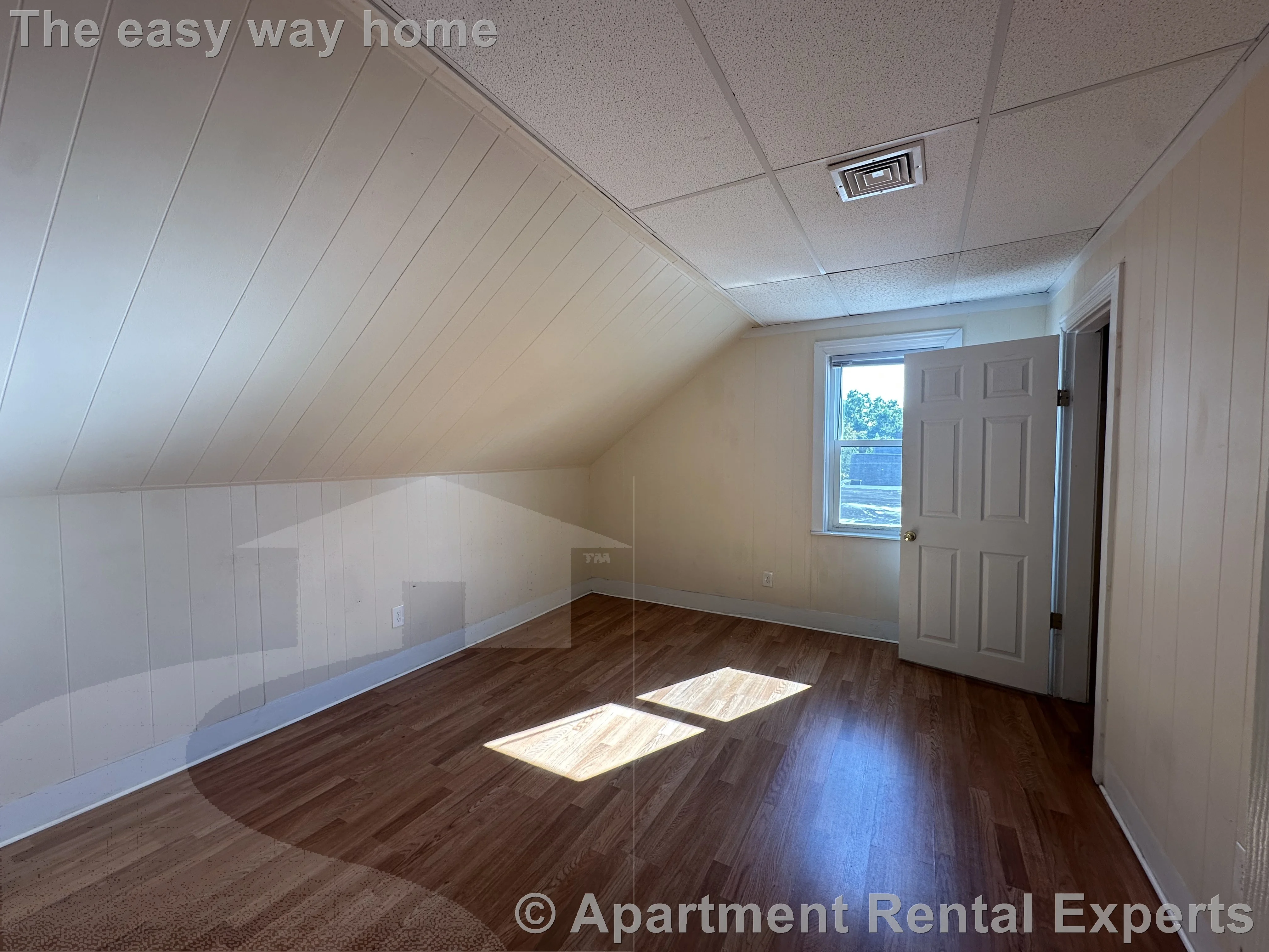 4 bed, 2 bath apartment for rent at 99 Norfolk St Unit 3, Central Square — photo 12 of 18