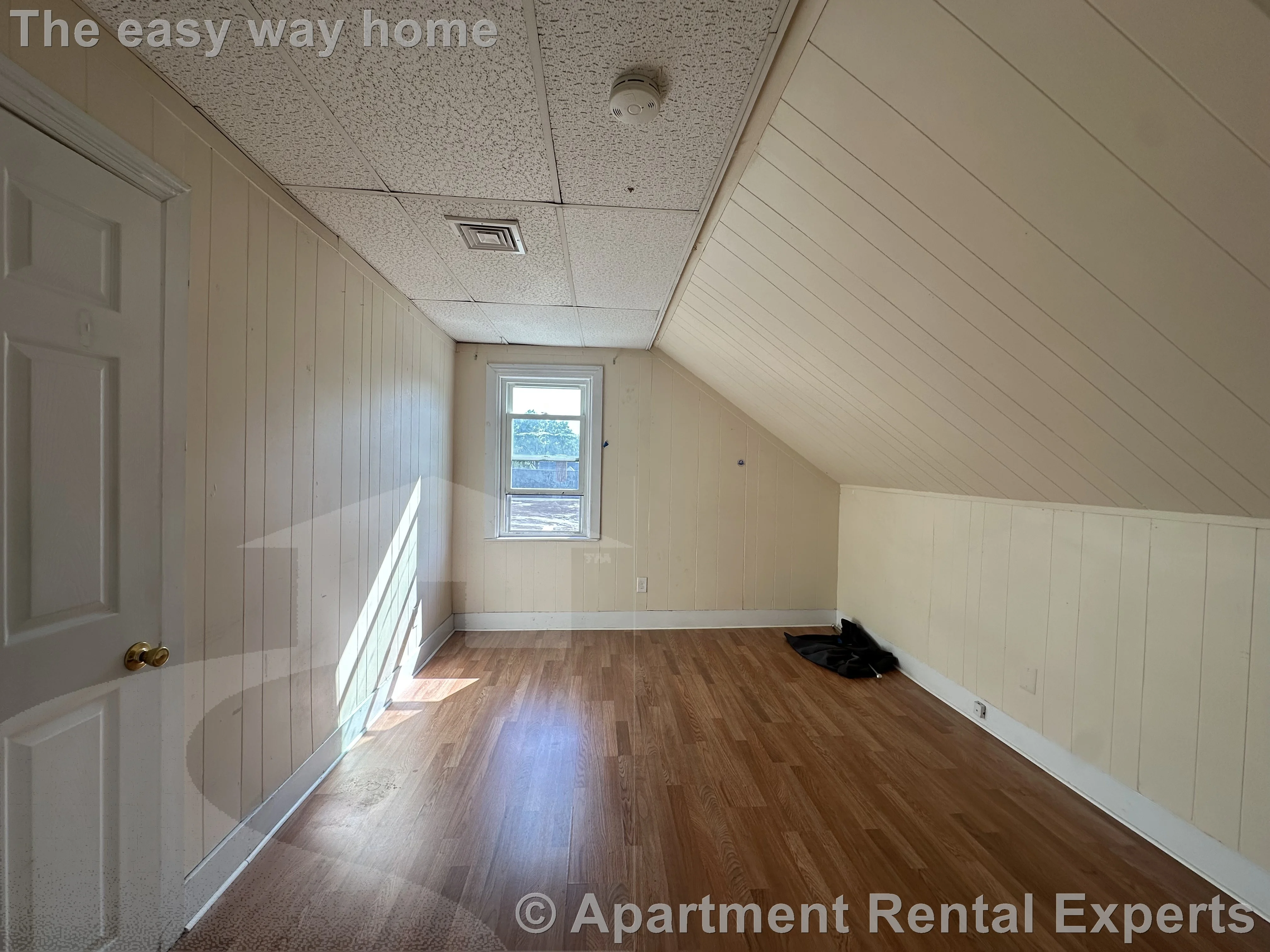 4 bed, 2 bath apartment for rent at 99 Norfolk St Unit 3, Central Square — photo 13 of 18