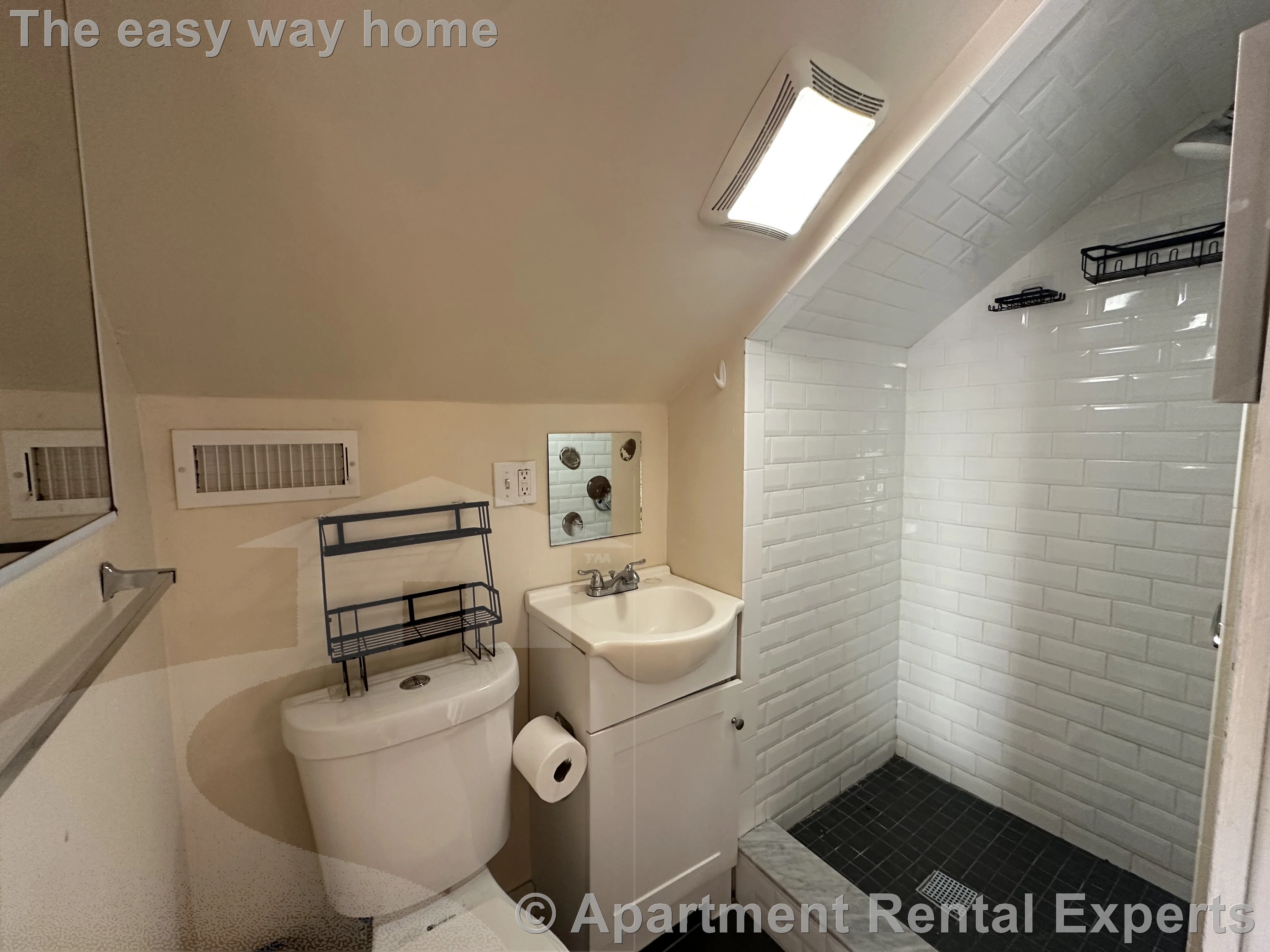4 bed, 2 bath apartment for rent at 99 Norfolk St Unit 3, Central Square — photo 11 of 18