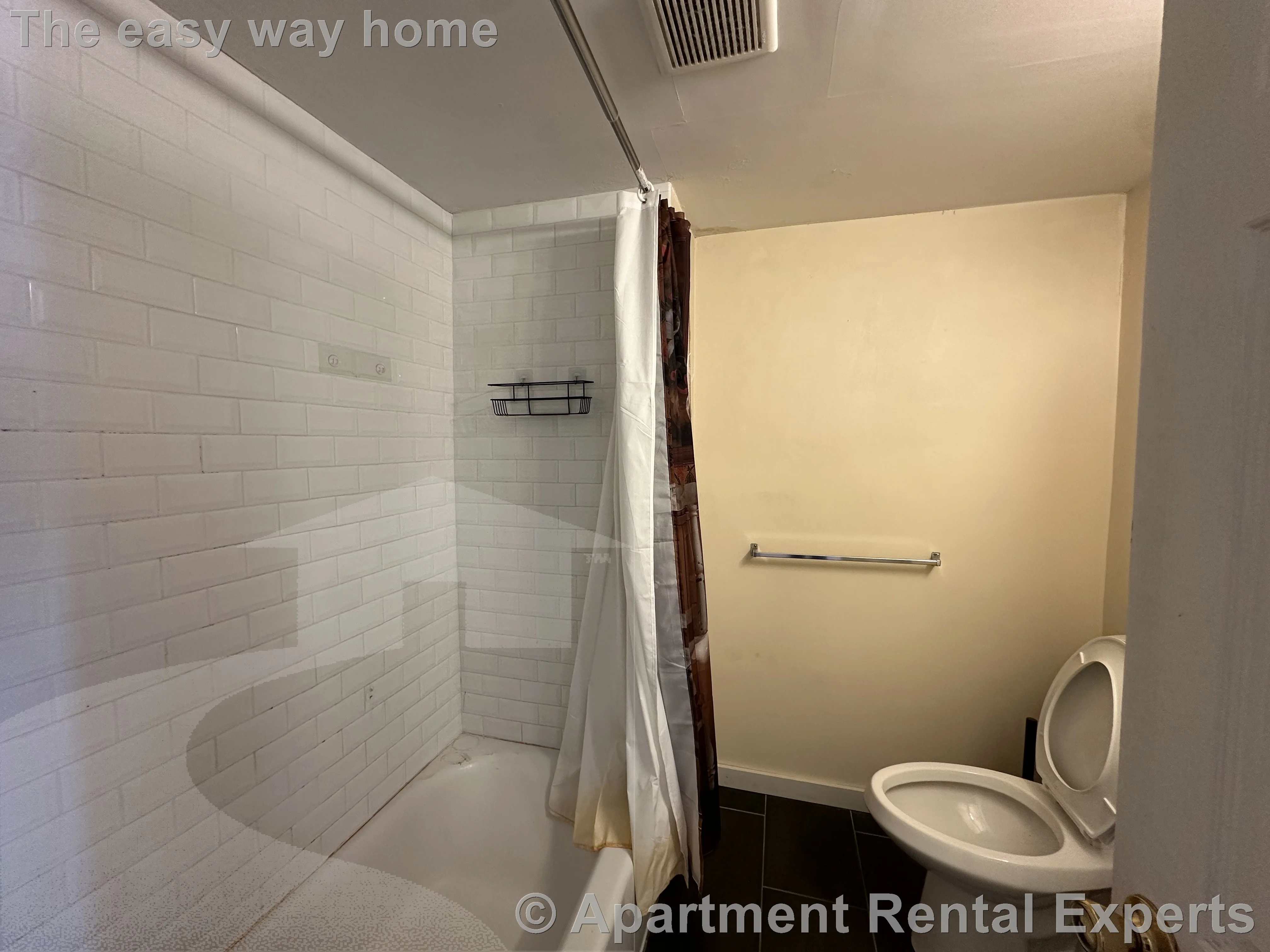 4 bed, 2 bath apartment for rent at 99 Norfolk St Unit 3, Central Square — photo 6 of 18