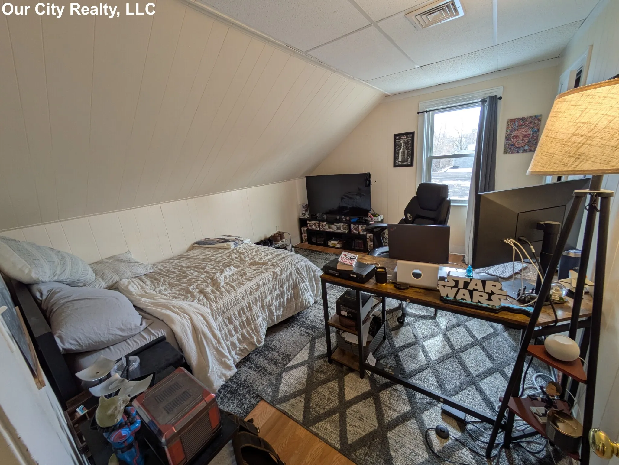 4 bed, 2 bath apartment for rent at 99 Norfolk St Unit 3, The Port — photo 11 of 24