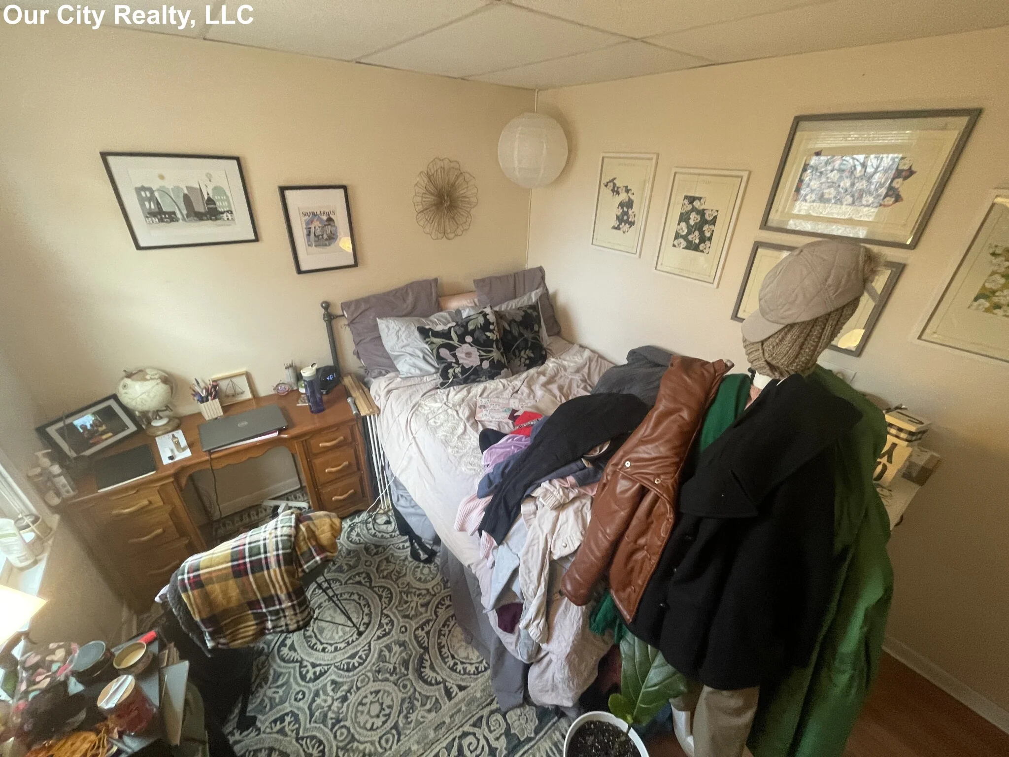 4 bed, 2 bath apartment for rent at 99 Norfolk St Unit 3, The Port — photo 22 of 24