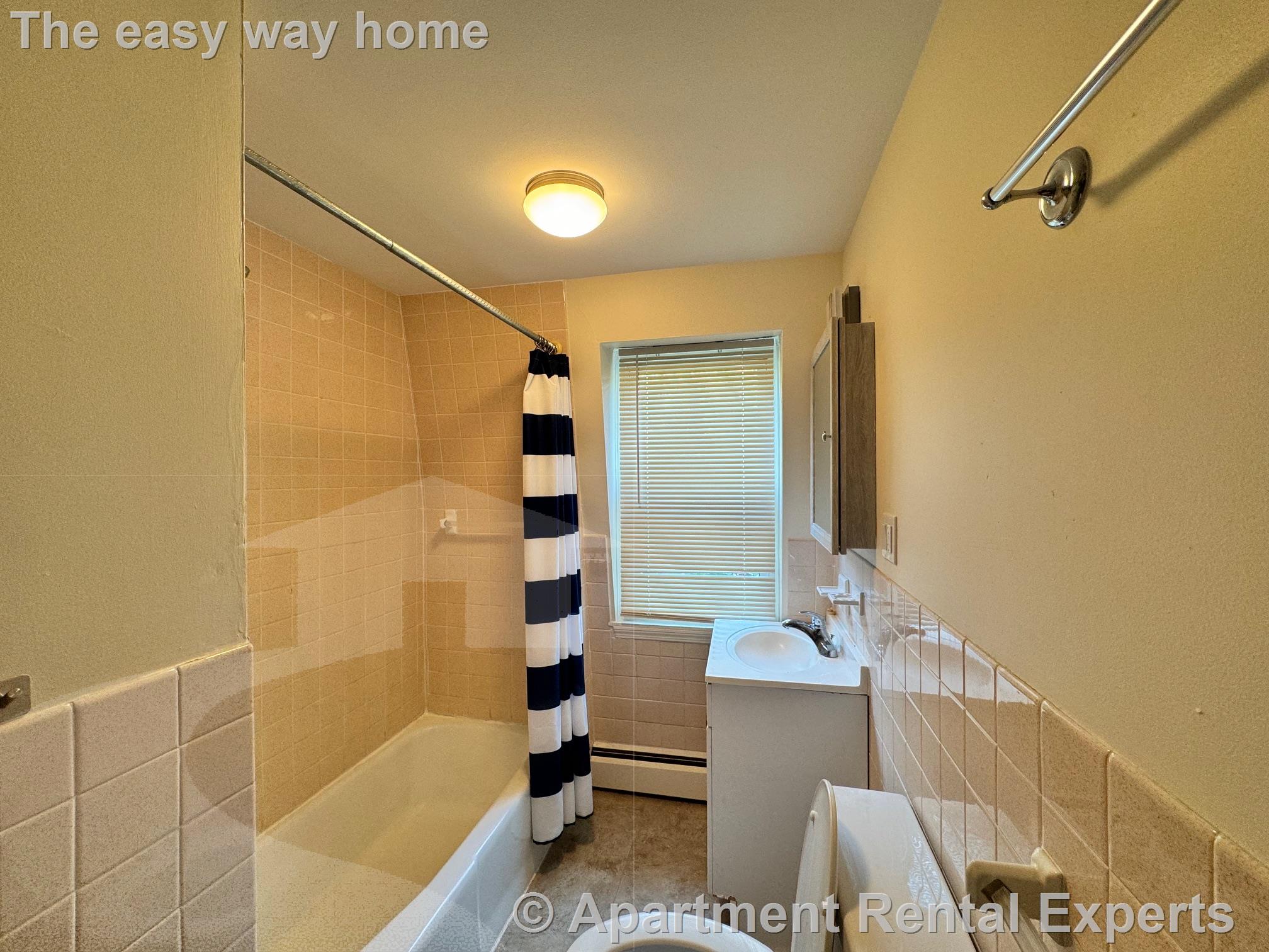 2 bed, 1 bath apartment for rent at 99 Normandy Ave Unit 2, Fresh Pond — photo 12 of 14