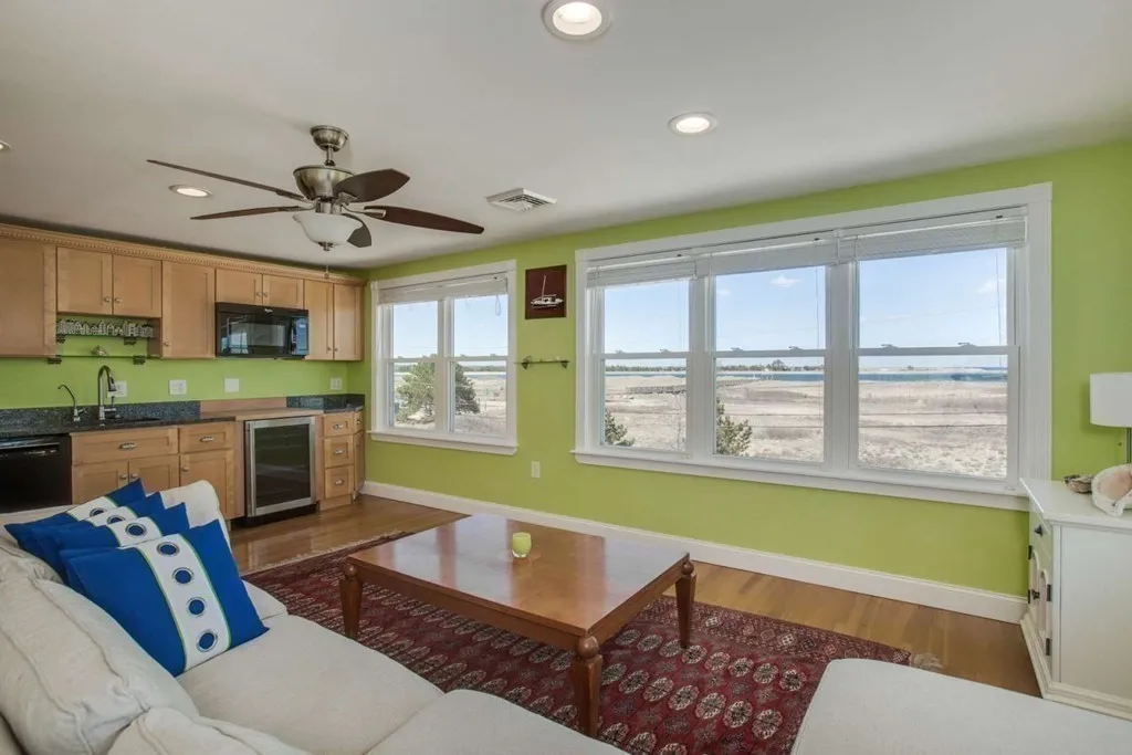 4 bed, 2 bath apartment for rent at 99 North Reservation Terr Unit WINTER, Plum Island — photo 10 of 15