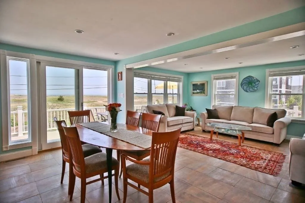 4 bed, 2 bath apartment for rent at 99 North Reservation Terr Unit WINTER, Plum Island — photo 6 of 15