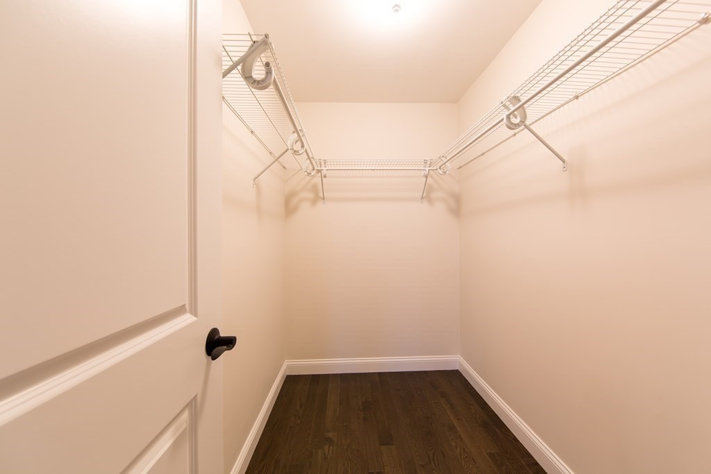 3 bed, 3 bath apartment for rent at 99 Oakdale Ave Unit 1, Oakdale — photo 10 of 21