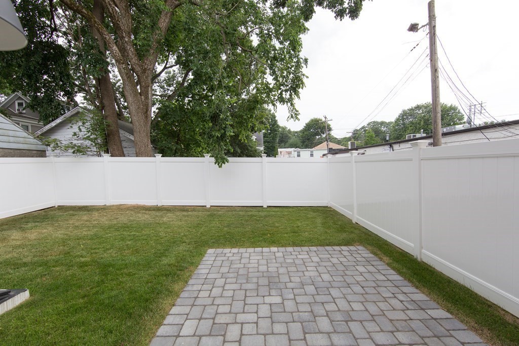 3 bed, 3 bath apartment for rent at 99 Oakdale Ave Unit 1, Oakdale — photo 21 of 21