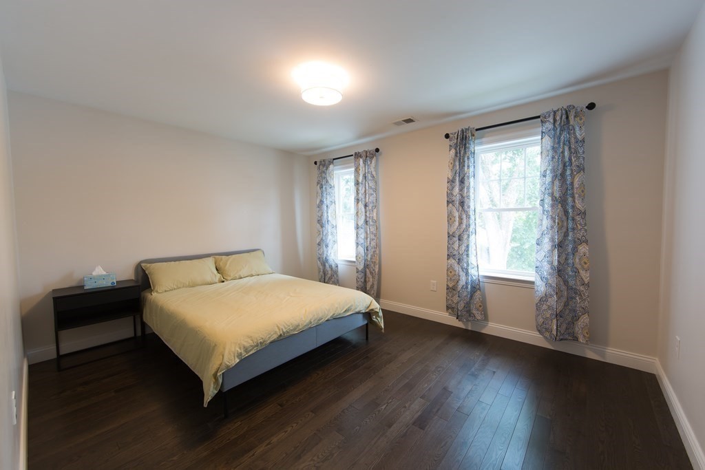 3 bed, 3 bath apartment for rent at 99 Oakdale Ave Unit 1, Oakdale — photo 15 of 21