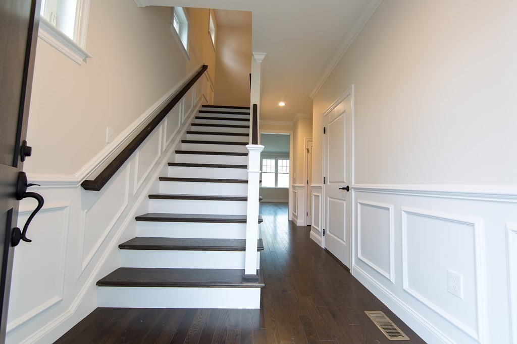 3 bed, 3 bath apartment for rent at 99 Oakdale Ave Unit 1, Oakdale — photo 8 of 21