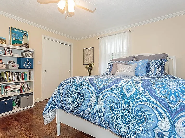 2 bed, 1 bath apartment for rent at 99 Pleasant St Unit 1-3, Watertown — photo 10 of 14