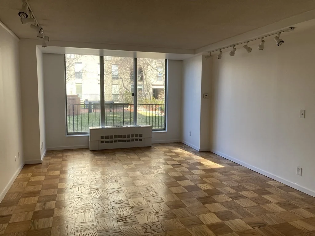 2 bed, 2 bath apartment for rent at 99 Pond Ave Unit 201, Brookline Village — photo 3 of 16
