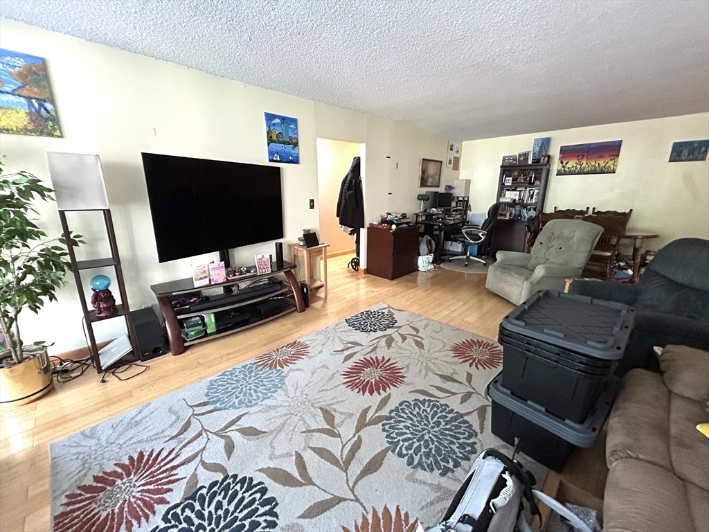 1 bed, 1 bath apartment for rent at 99 Pond Ave Unit 310, Brookline Village — photo 5 of 24
