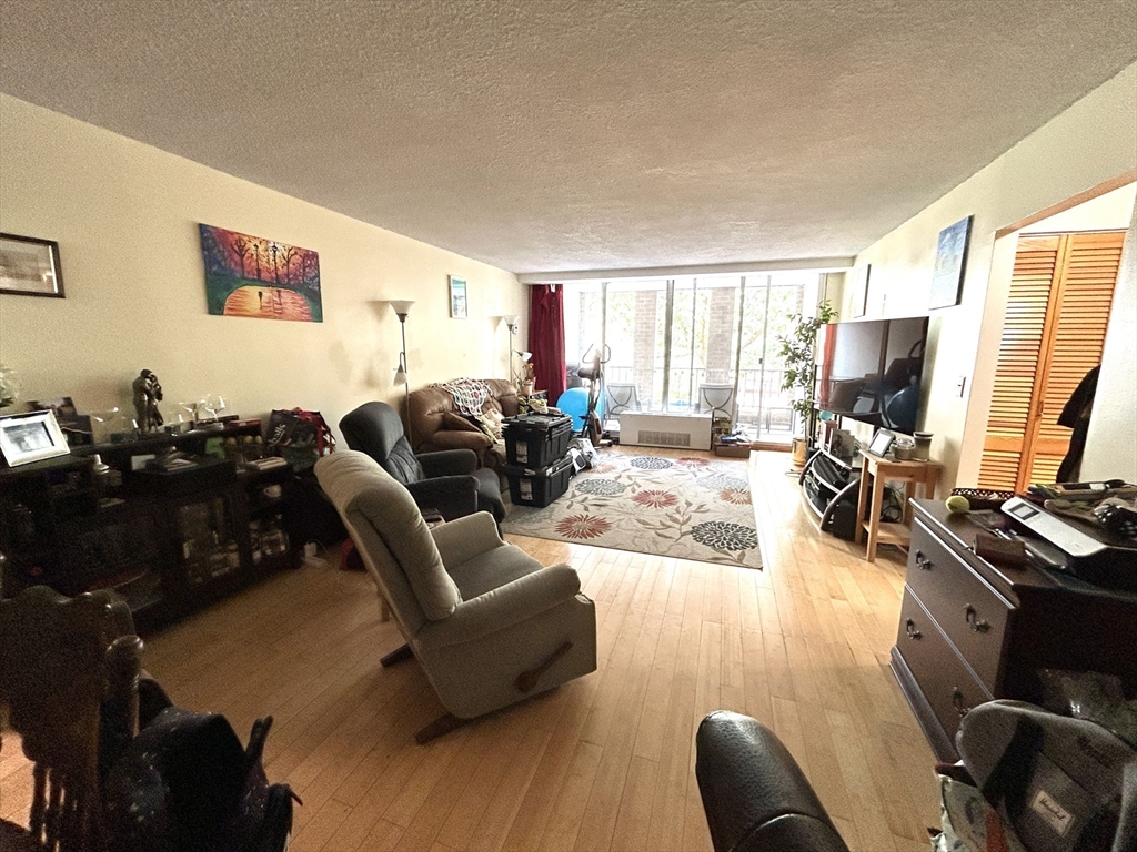 1 bed, 1 bath apartment for rent at 99 Pond Ave Unit 310, Brookline Village — photo 3 of 24