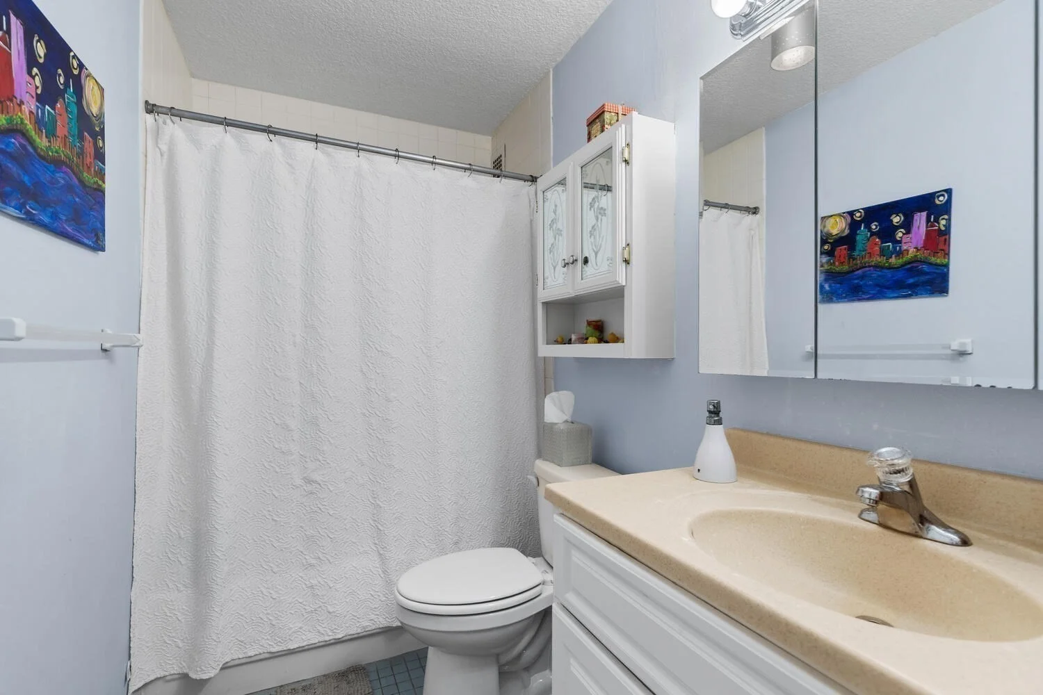 3 bed, 2 bath apartment for rent at 99 Pond Ave Unit 417, Brookline Village — photo 5 of 23