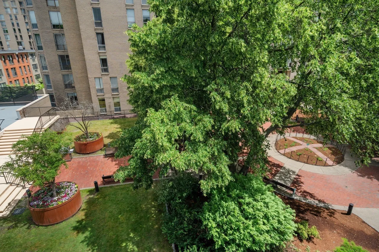 2 bed, 2 bath apartment for rent at 99 Pond Ave Unit 501, Brookline Village — photo 10 of 18
