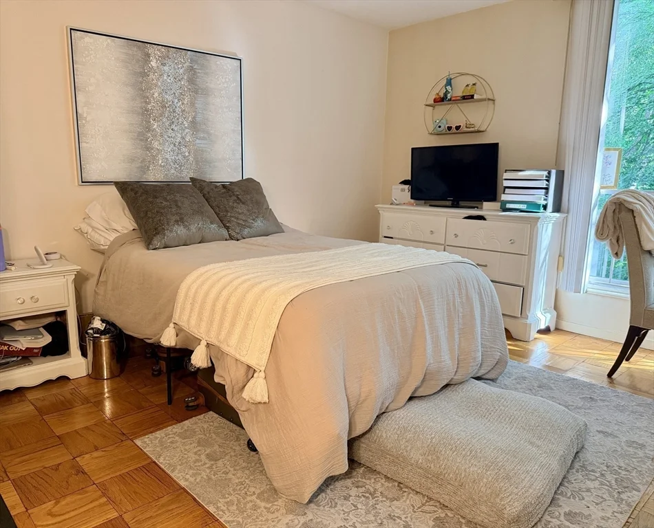 1 bed, 1 bath apartment for rent at 99 Pond Ave Unit 609, Brookline Village — photo 5 of 11