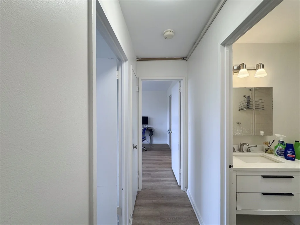 2 bed, 2 bath apartment for rent at 99 Pond Ave Unit 806, Brookline Village — photo 13 of 36
